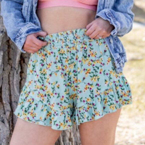 LA MIEL Pants - Mint Green Yellow Flowers Floral Ruffle Linen Shorts